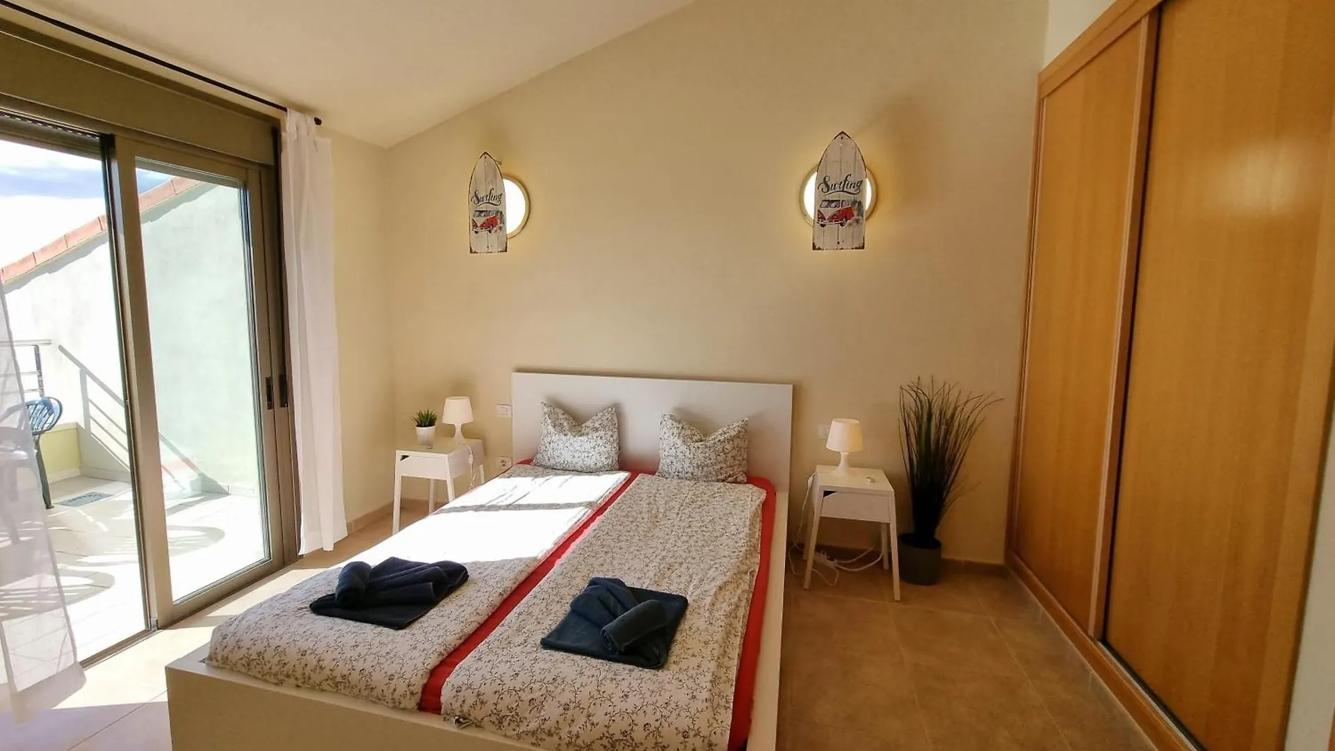 Ferienhaus In El Medano Mit Terrasse Und Meerblick Vakantiehuis